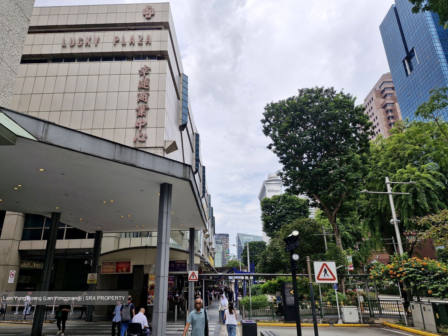 Lucky Plaza (D9), Retail #594370681